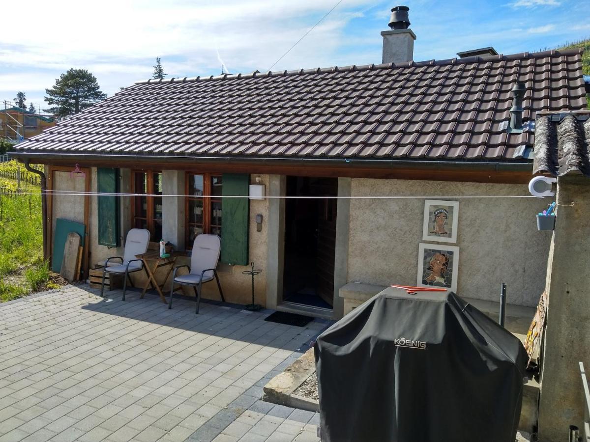 Charmante maison indépendante au coeur du Lavaux, Cully, cuisine, WiFi Exterior foto